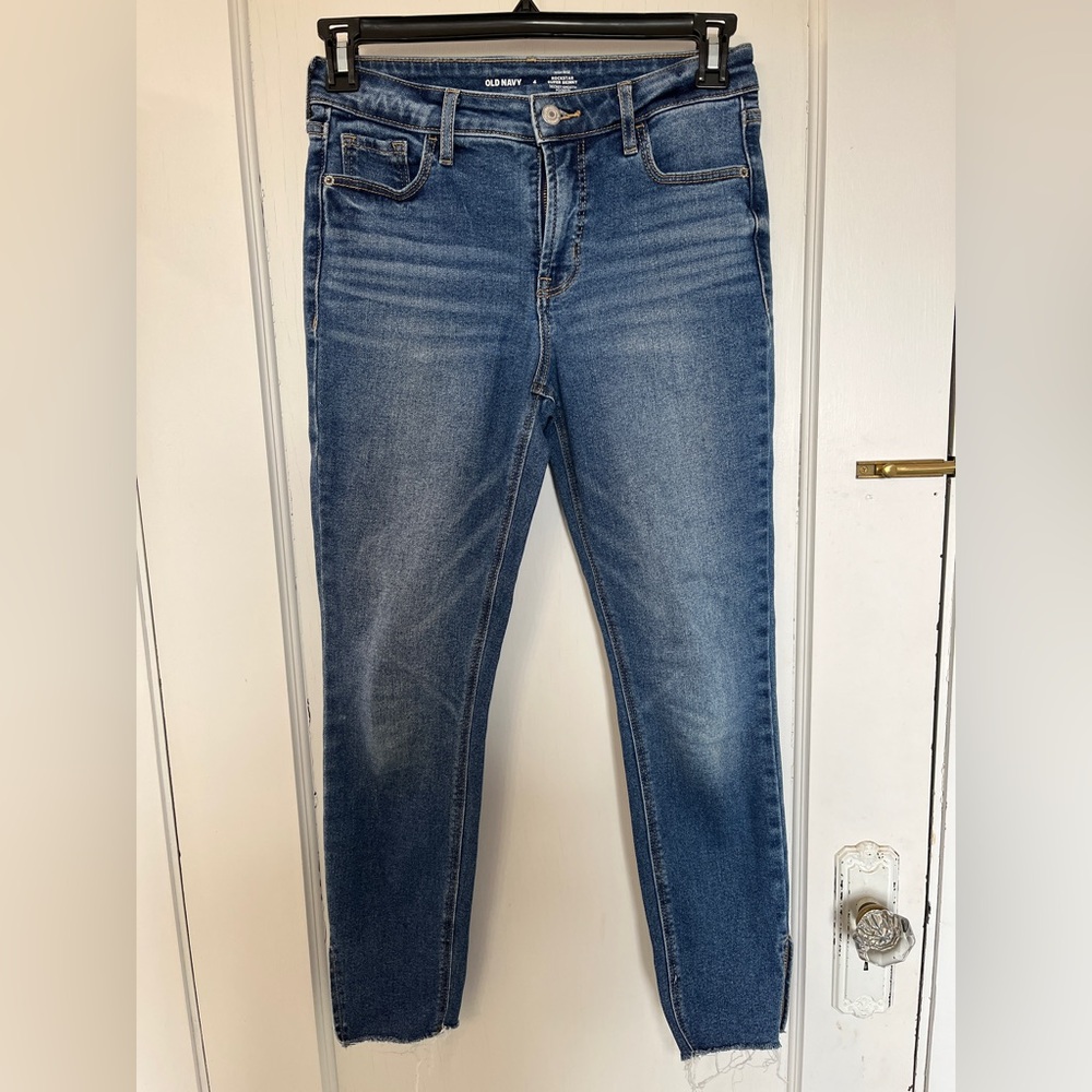 Old Navy Rockstar Super Skinny Jeans, 4